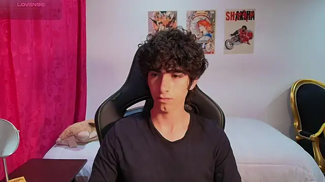 Nude Boy18 online show from 6, 7, 2026