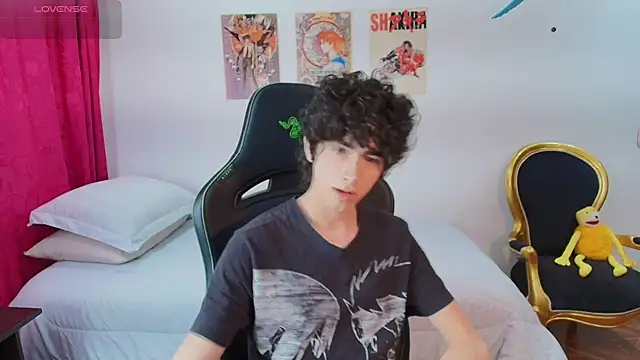 Nude Boy18 online show from 17, 7, 2026