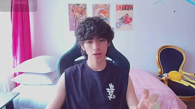 Nude Boy18 online show from 17, 7, 2026