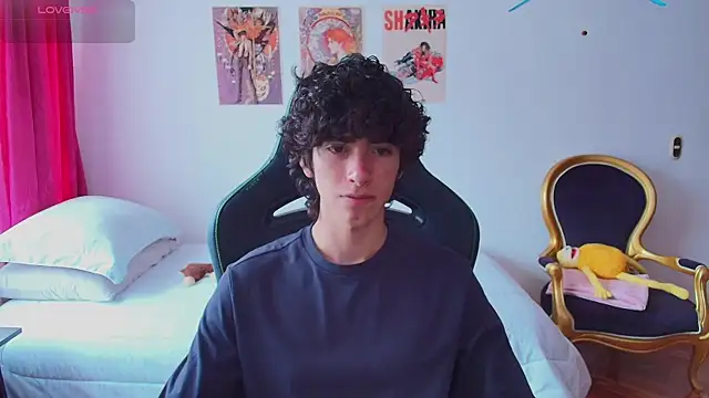Nude Boy18 online show from 19, 7, 2026