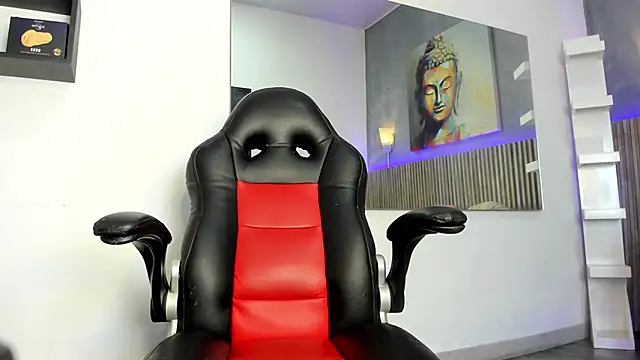 Snapshot of L_instinct chatting on 10, 9, 2025 L instinct online show from 10, 9, 2025