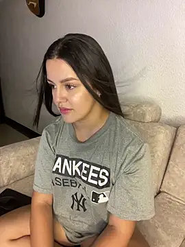 lunita sweet5 online show from 13, 9, 2025