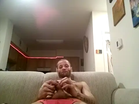 Snapshot of Daddyrabbit117 chatting on 17, 2, 2026 Daddyrabbit117 online show from 17, 2, 2026