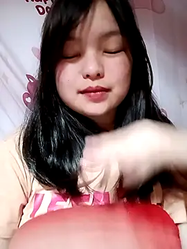 XoiXoi232 online show from 4, 3, 2026