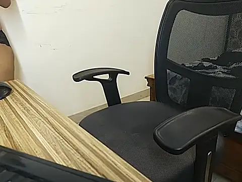 Cynthia011 online show from 18, 10, 2025