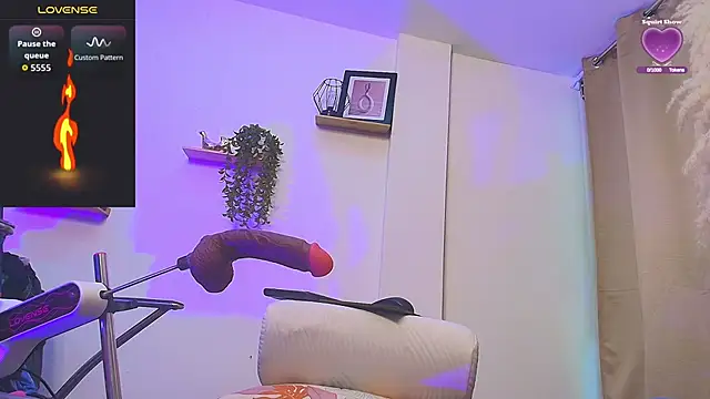 LindaaEvanss online show from 21, 9, 2025