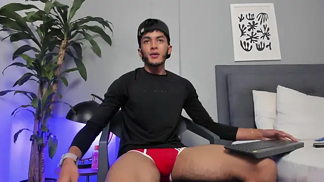 Tylerffoxx online show from 14, 5, 2026
