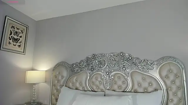 CarolineLee  online show from 17, 1, 2026