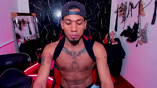 Snapshot of DIEGO_WICKED chatting on 11, 9, 2025 DIEGO WICKED online show from 11, 9, 2025