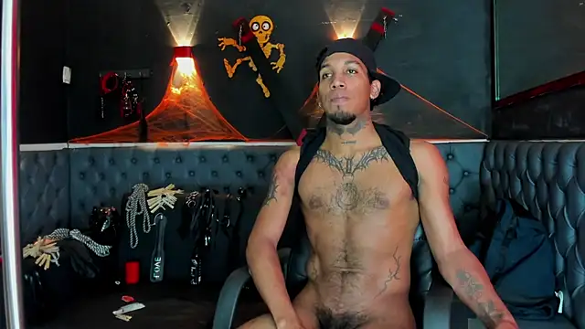 Snapshot of DIEGO_WICKED chatting on 25, 10, 2025 DIEGO WICKED online show from 25, 10, 2025