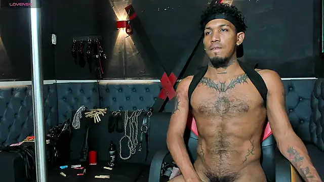 Snapshot of DIEGO_WICKED chatting on 27, 11, 2025 DIEGO WICKED online show from 27, 11, 2025