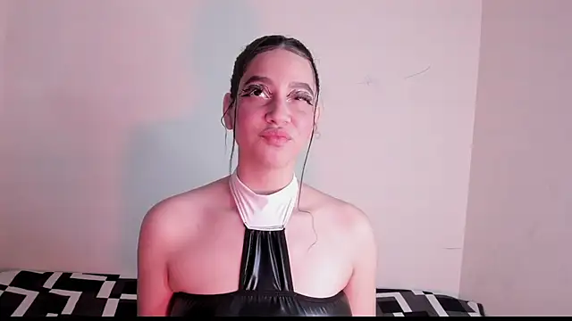 Megan Luxe online show from 1, 3, 2026