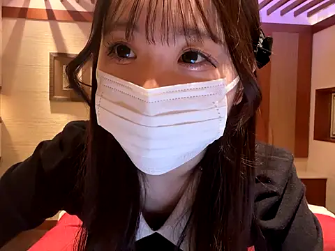 Snapshot of nano-da-u chatting on 11, 10, 2025 nano-da-u online show from 11, 10, 2025