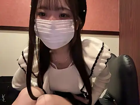 Snapshot of nano-da-u chatting on 18, 10, 2025 nano-da-u online show from 18, 10, 2025