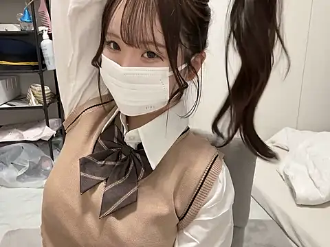 Snapshot of nano-da-u chatting on 26, 10, 2025 nano-da-u online show from 26, 10, 2025