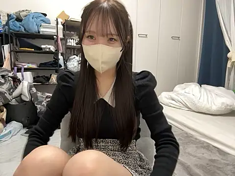 Snapshot of nano-da-u chatting on 5, 12, 2025 nano-da-u online show from 5, 12, 2025