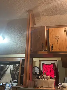 JuicyExxxperience online show from 2, 2, 2026