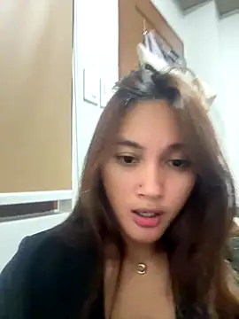 LanySylvia online show from 27, 10, 2025