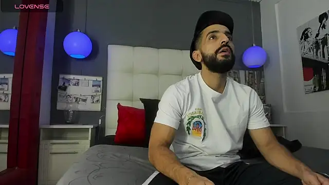 Snapshot of Yiyo10_ chatting on 13, 2, 2026 Yiyo10 online show from 13, 2, 2026