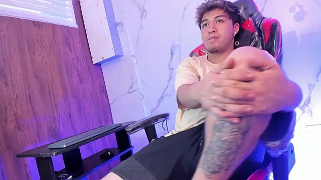 Snapshot of juanmechanic_ chatting on 25, 3, 2026 juanmechanic online show from 25, 3, 2026