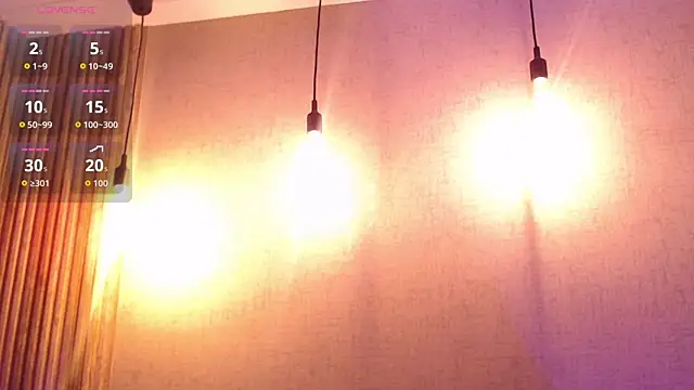 Snapshot of KimGarces chatting on 21, 10, 2025 KimGarces online show from 21, 10, 2025