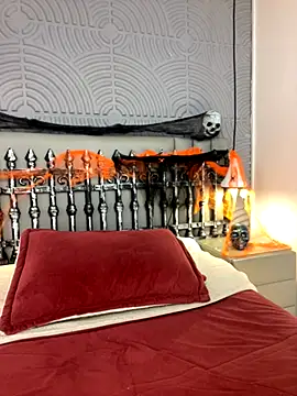 eviegothel  online show from 29, 10, 2025