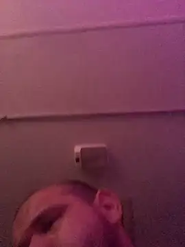 shakeweight online show from 15, 2, 2026