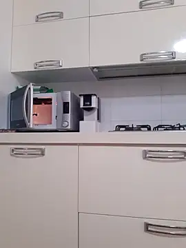 singolo discreto online show from 22, 2, 2026