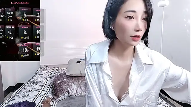 YIWA-2000 online show from 7, 11, 2025