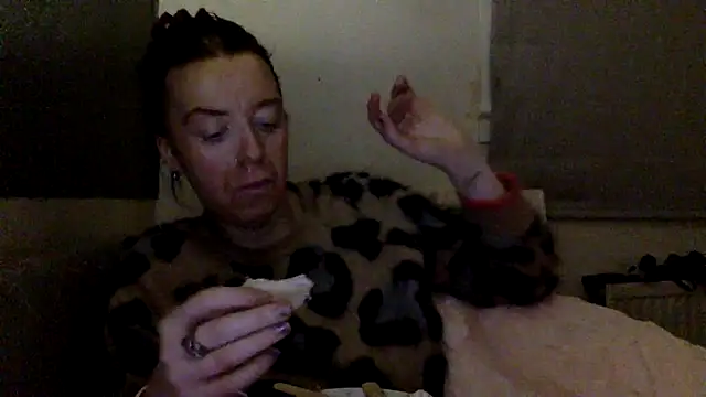 Bellababexox online show from 4, 7, 2026