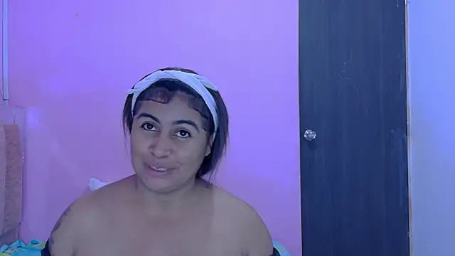 AndreaSweet2 online show from 15, 7, 2026