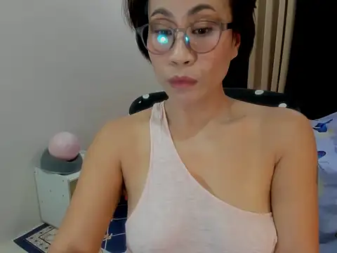 sweetkaley online show from 17, 4, 2026