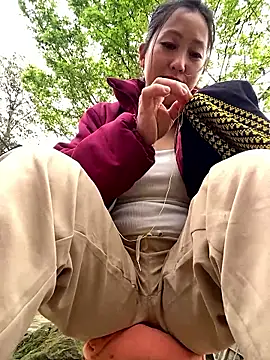 Huong-Ly online show from 24, 2, 2026