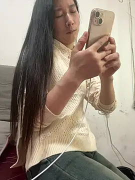 Snapshot of crhong666 chatting on 9, 4, 2026 crhong666 online show from 9, 4, 2026