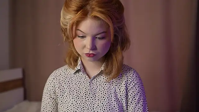 Stella Vanila online show from 20, 9, 2025