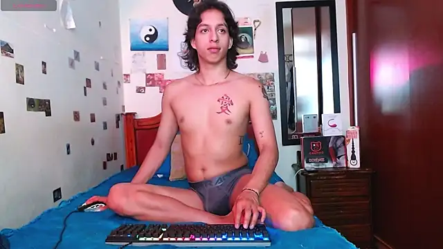 DannyPhantom555 online show from 16, 10, 2025