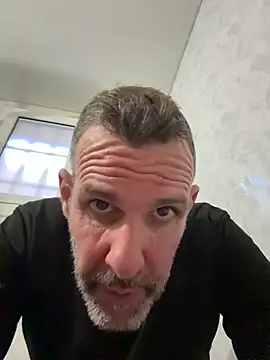 Snapshot of gigolobcn chatting on 7, 1, 2026 gigolobcn online show from 7, 1, 2026