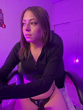 PrettyAmber online show from 26, 6, 2026
