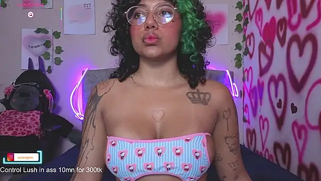 Snapshot of LuckySwagson chatting on 1, 2, 2026 LuckySwagson online show from 1, 2, 2026