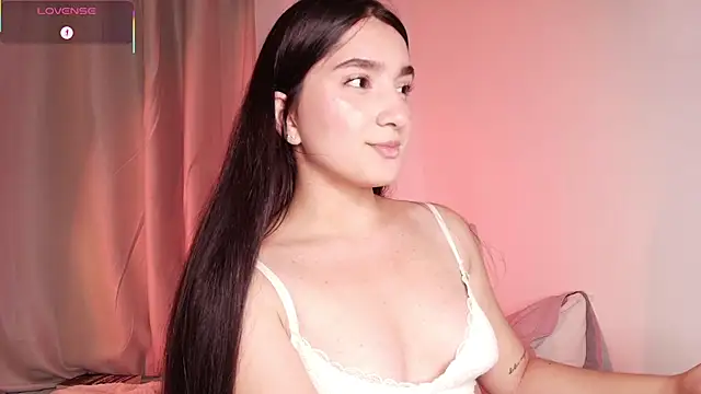 Snapshot of dulceangel__ chatting on 4, 10, 2025 dulceangel online show from 4, 10, 2025