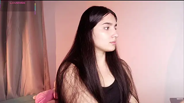 Snapshot of dulceangel__ chatting on 8, 11, 2025 dulceangel online show from 8, 11, 2025