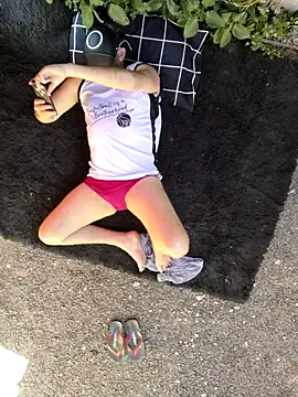 Snapshot of bad_wolf28 chatting on 24, 10, 2025 bad wolf28 online show from 24, 10, 2025