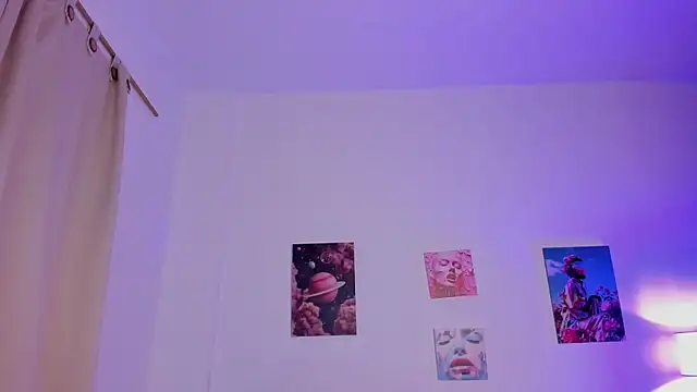 Snapshot of mia_purplee chatting on 25, 9, 2025 mia purplee online show from 25, 9, 2025