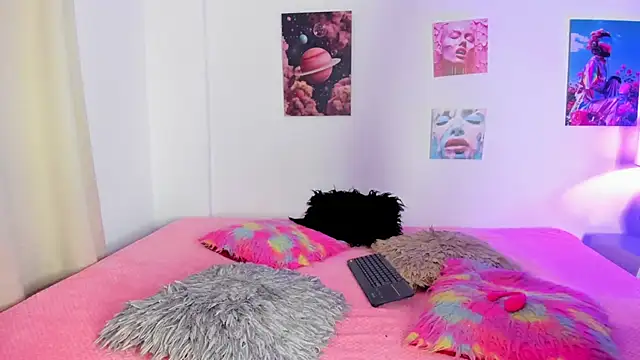 Snapshot of mia_purplee chatting on 2, 10, 2025 mia purplee online show from 2, 10, 2025