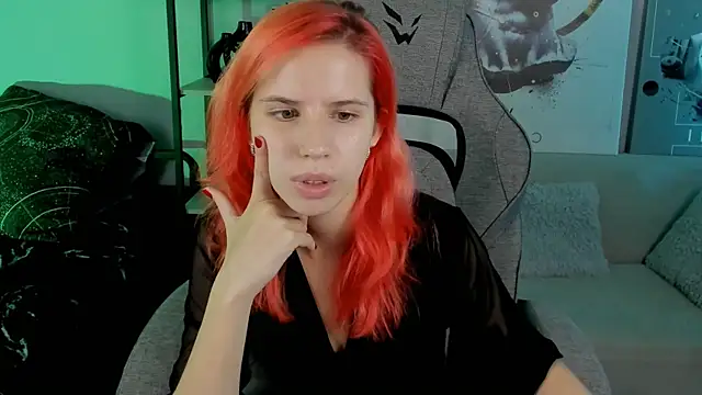 Snapshot of NitaNihil chatting on 20, 10, 2025 NitaNihil online show from 20, 10, 2025