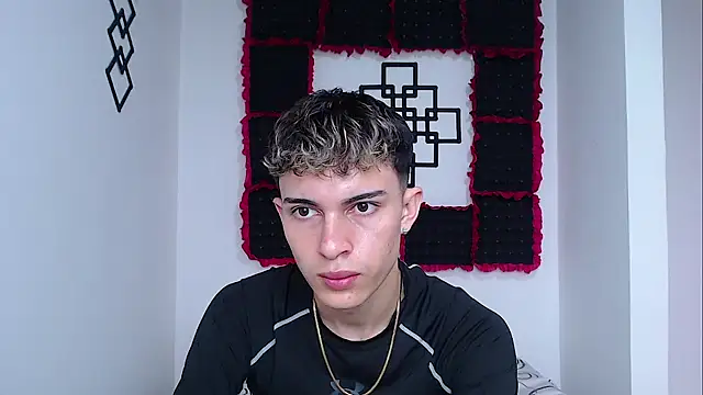 Snapshot of john_vichenso chatting on 6, 1, 2026 john vichenso online show from 6, 1, 2026