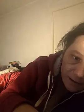 zeousseelphie online show from 16, 9, 2025