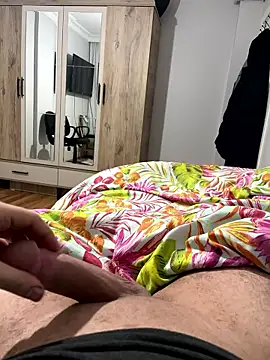 Erenn9972 online show from 5, 1, 2026