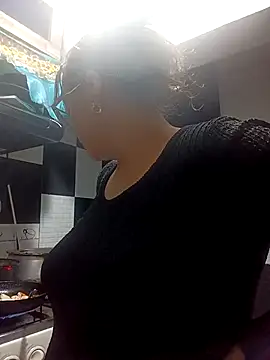 Lady 16 online show from 21, 2, 2026