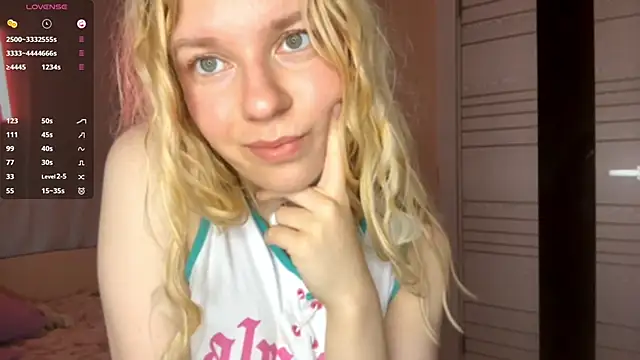 Snapshot of MaryjaneSpider chatting on 20, 9, 2025 MaryjaneSpider online show from 20, 9, 2025